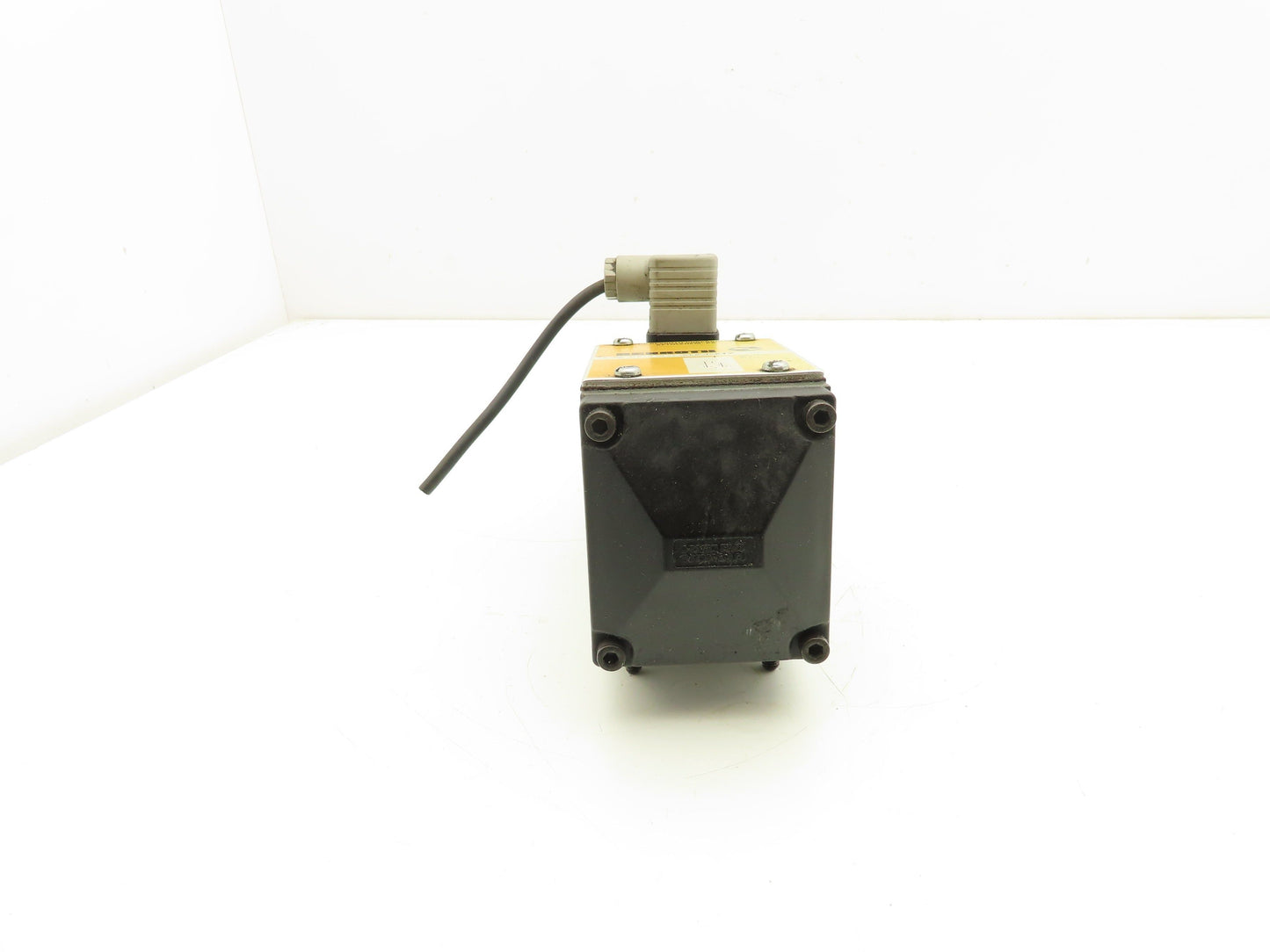 Rexroth 5-4WE10C32/CG24N9K4/A12 Directional Control Solenoid Valve 24VDC