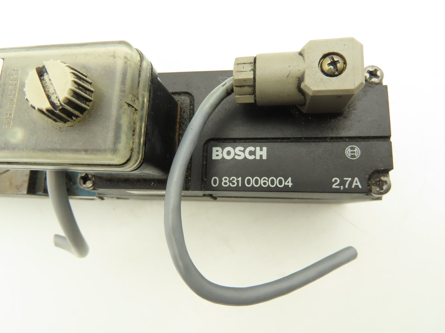 Bosch 1 817 414 296 Proportional Directional Valve Subplate 0831006004