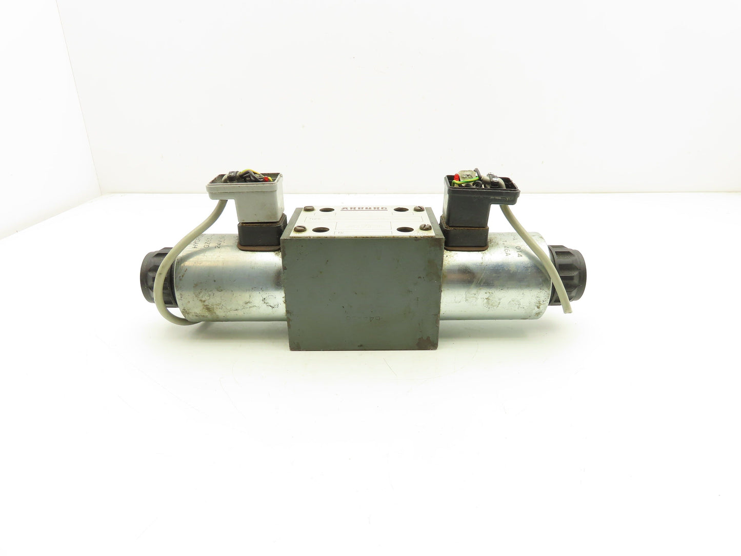 Arburg 5-4WE10 X38-32/CG24N9K4 Directional Control 4/3 Solenoid Valve 24VDC