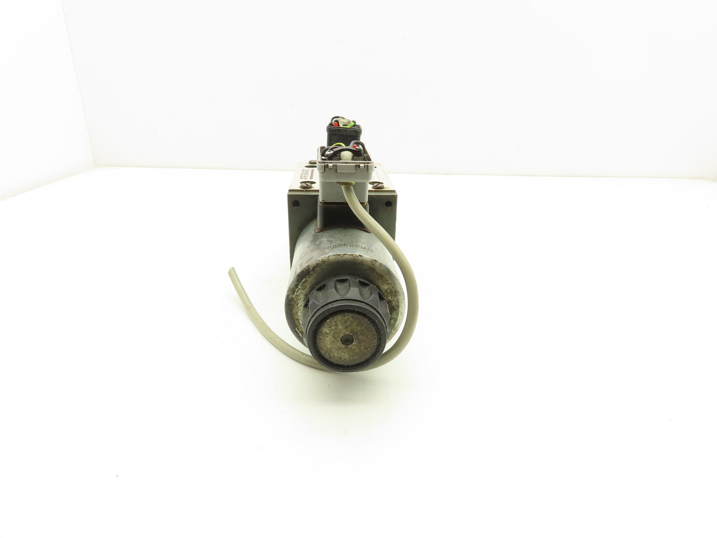 Arburg 5-4WE10 X38-32/CG24N9K4 Directional Control 4/3 Solenoid Valve 24VDC