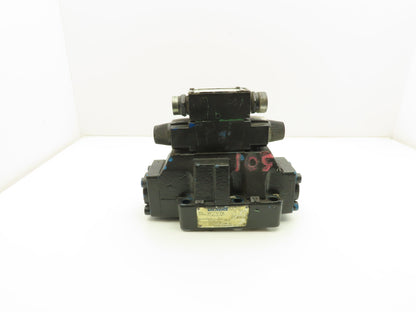 Vickers DG5S8 6C M WB 20 Directional Solenoid Valve 120V DG4V-3-6C-M-W-G-40