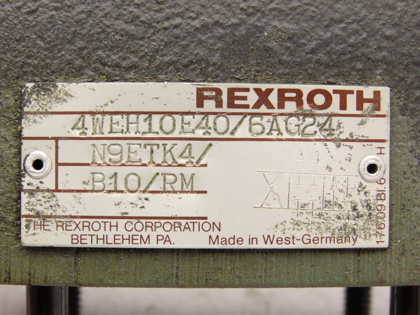 Rexroth 4WEH10E40/6AG24N9ETK4 Directional Solenoid Valve 4WE6J51/AG24N9K4/B10V