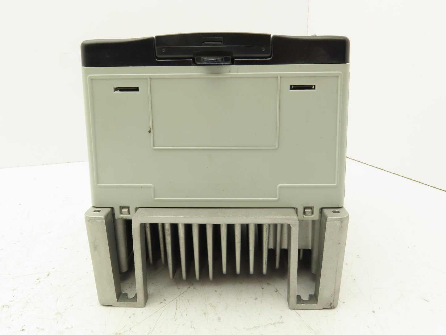 Allen Bradley 20AD5P0A3AYNNNC0 PowerFlex 70 Variable AC Drive VFD 3Hp 480V 3PH