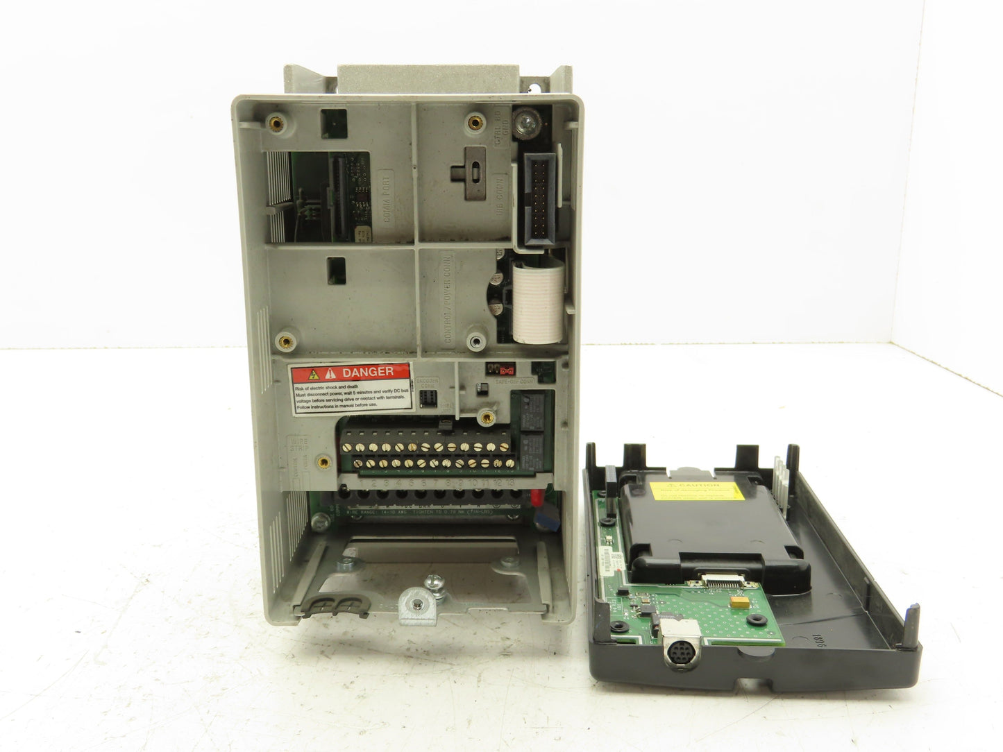 Allen Bradley 20AD3P4A0AYNNNC0 PowerFlex 70 Variable AC Drive VFD 2Hp 480V 3Ph