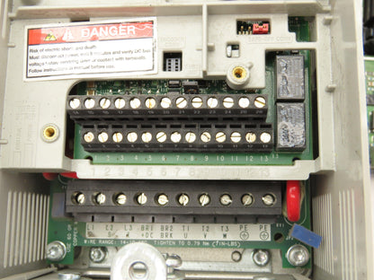 Allen Bradley 20AD3P4A0AYNNNC0 PowerFlex 70 Variable AC Drive VFD 2Hp 480V 3Ph