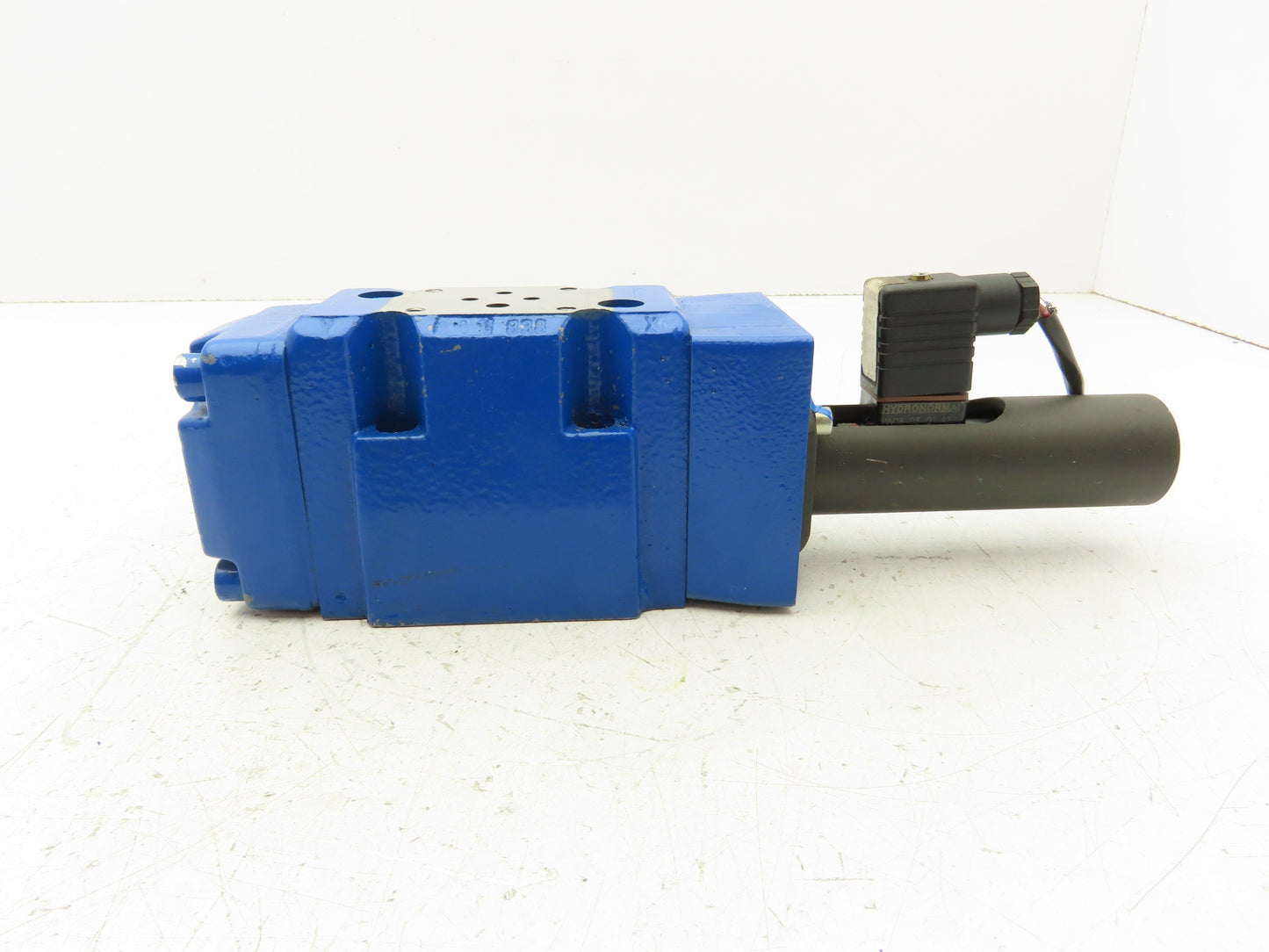 Rexroth 4WRD10Q00-41/10L2ETK8/WG021MR Directional Control Solenoid Valve