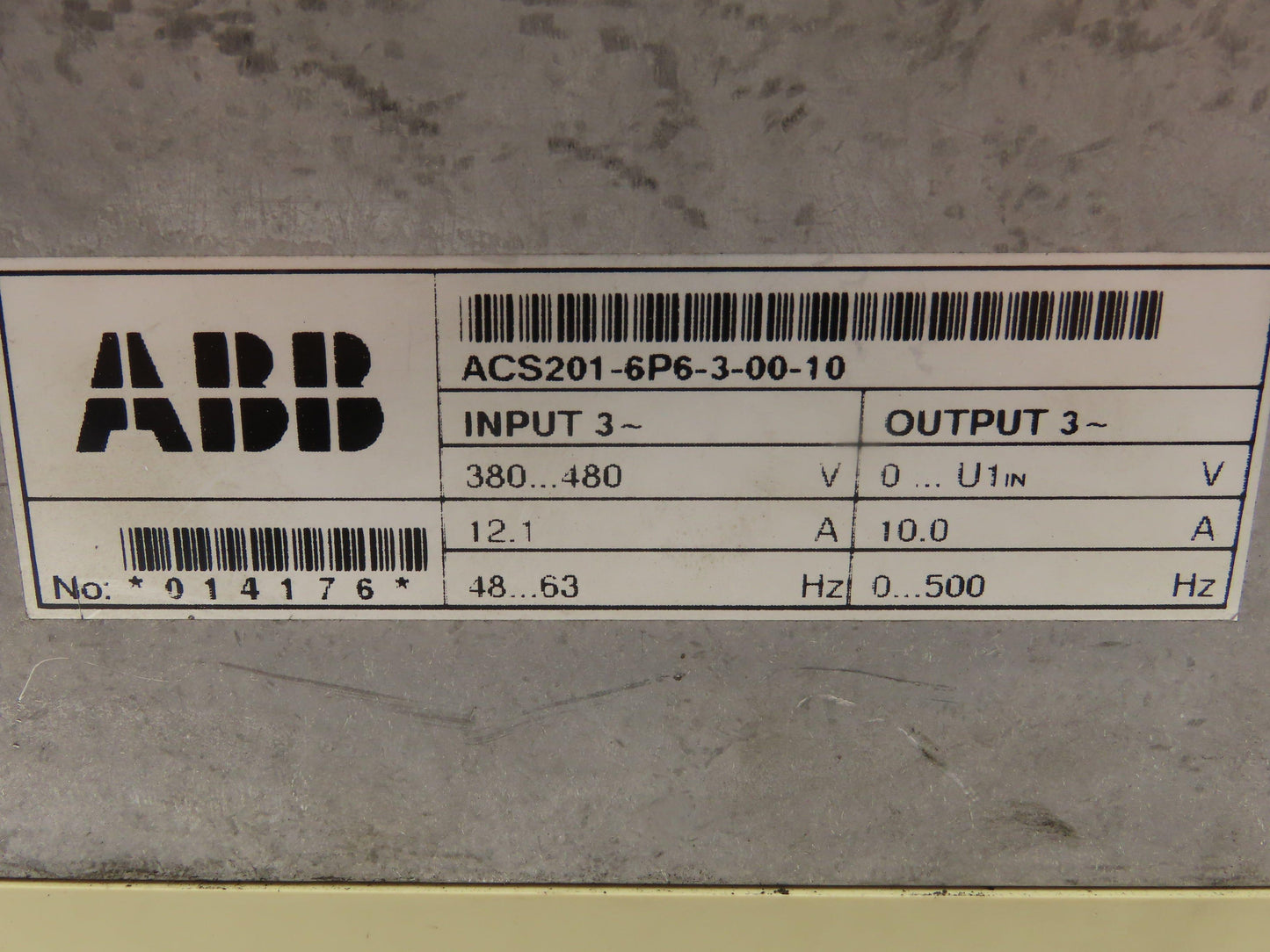 ABB ACS201-6P6-3-00-10 ACS 200 AC VFD Drive 480V 10A Broken Cover