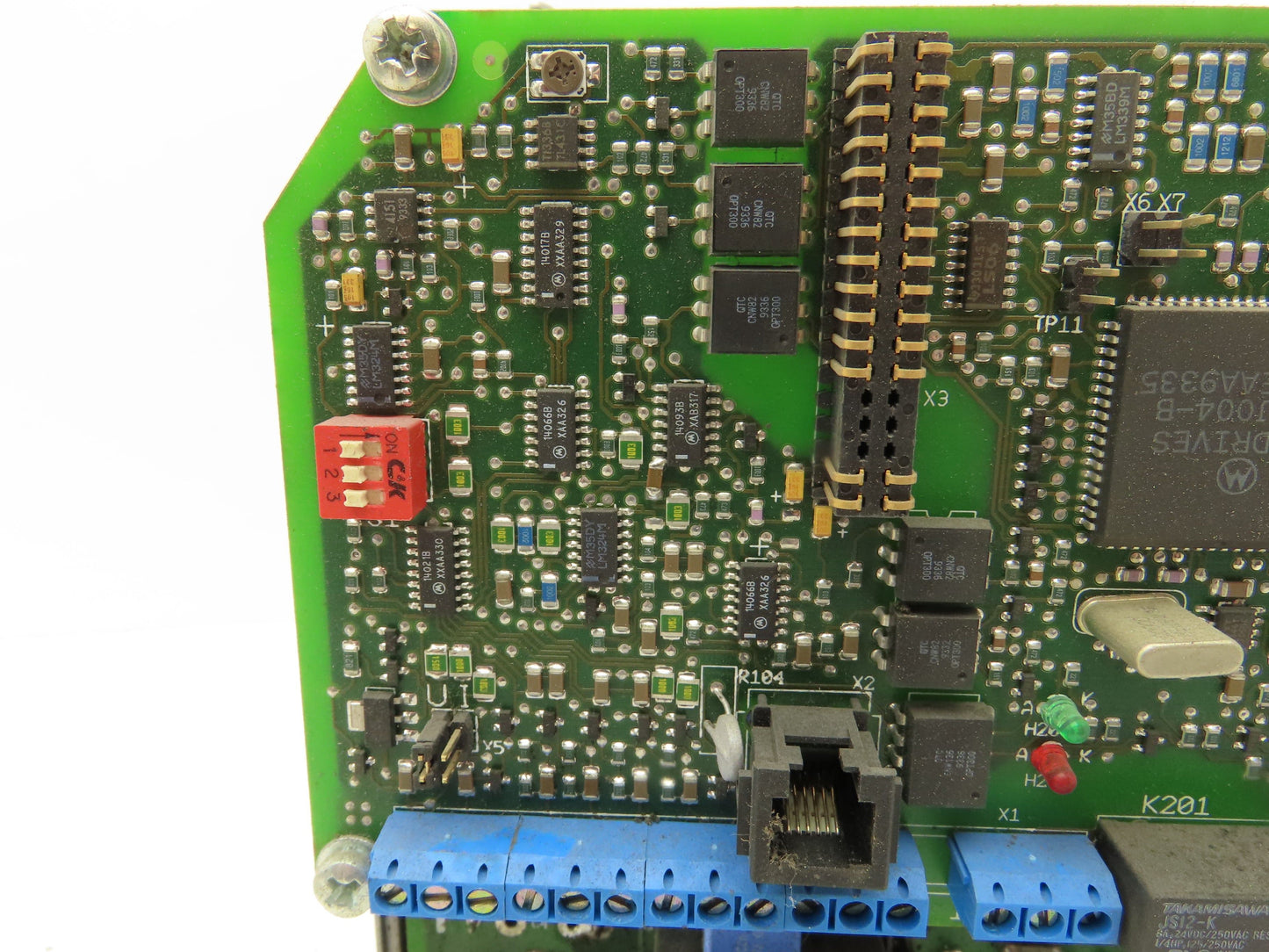 ABB ACS201-6P6-3-00-10 ACS 200 AC VFD Drive 480V 10A Broken Cover