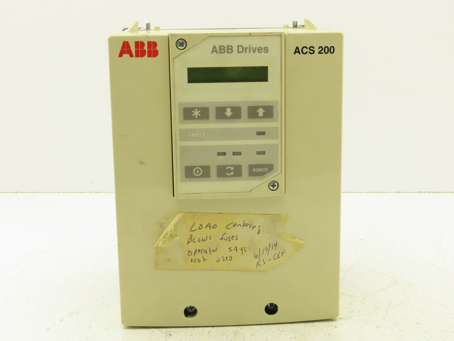 ABB ACS201-6P6-3-00-10 ACS 200 AC VFD Drive 480V 10A Broken Cover