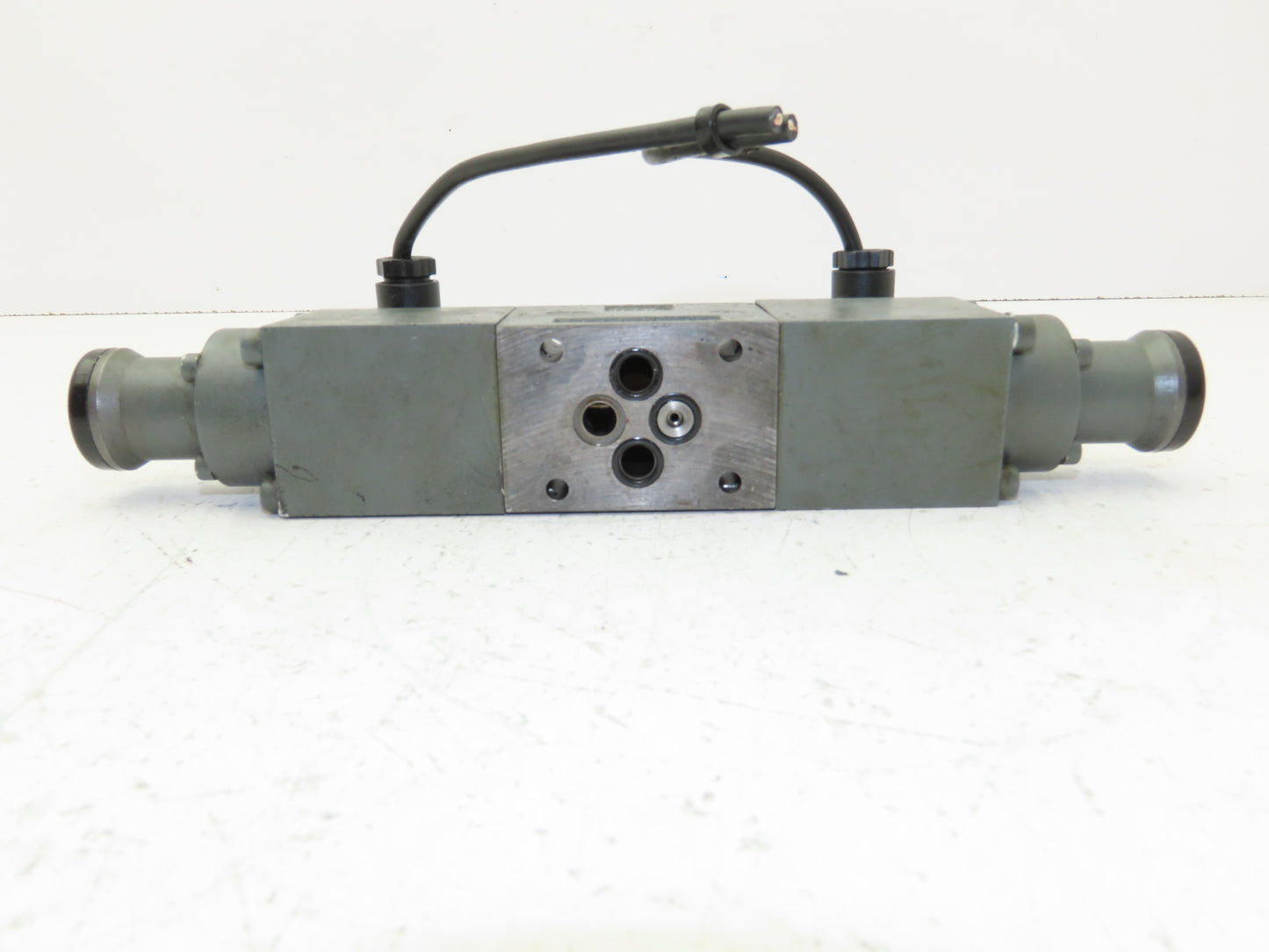 Rexroth 3DREP 6 C-12/25A24N9K4MR Proportional Reducing Solenoid Valve 24VDC