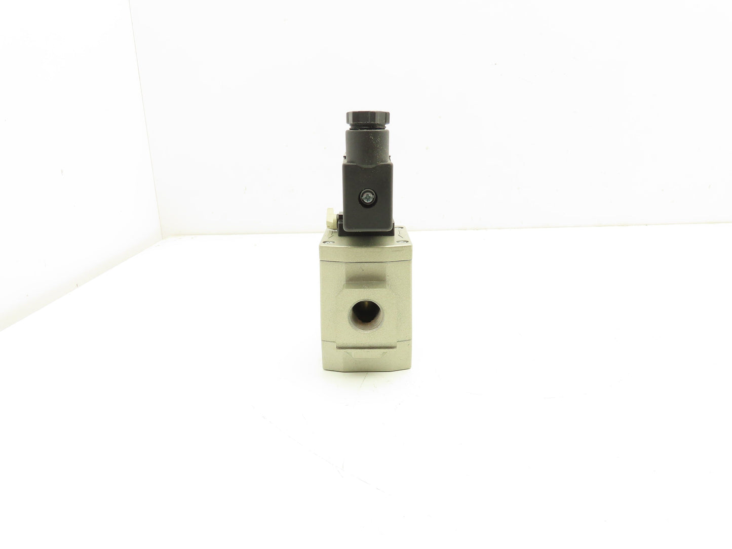 SMC AV3000N035DZC Soft Start Up Valve 24VDC 0.2-1.0MPa 3/8"NPT