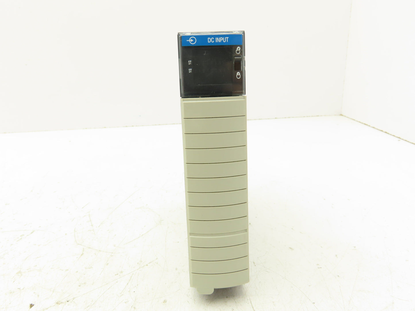 Allen Bradley 1756-IB161 DC Isolated Input Module 16PT REV K01 F/W REV 2.2 Ser A
