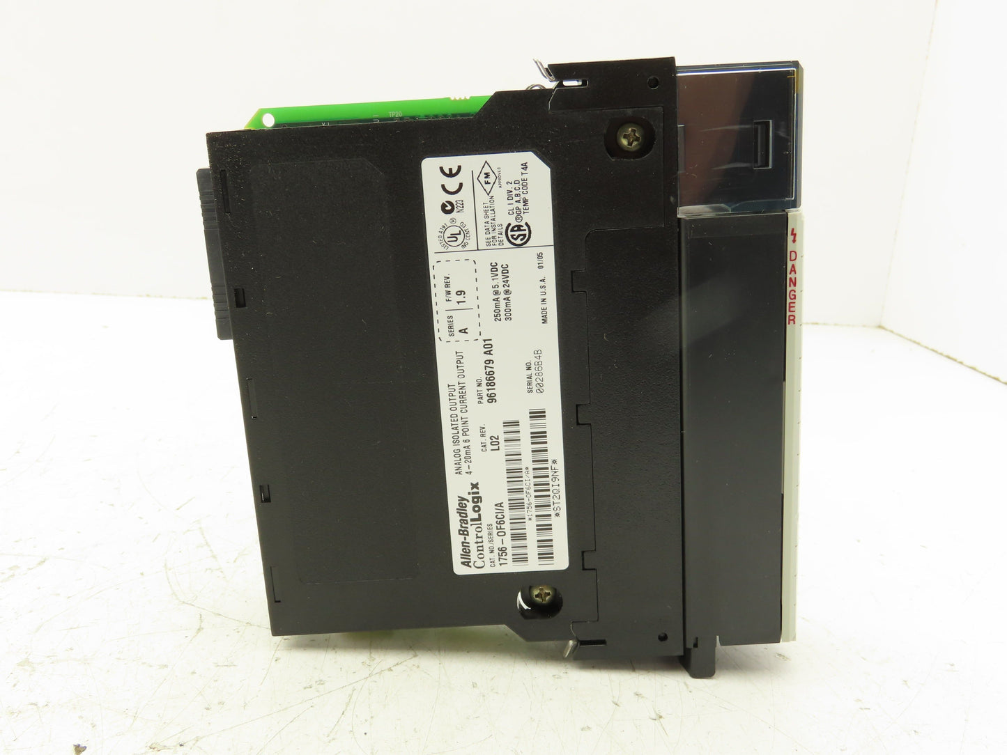 Allen Bradley 1756-OF6CI ControlLogix Analog Isolated Output 6 Point Ser A
