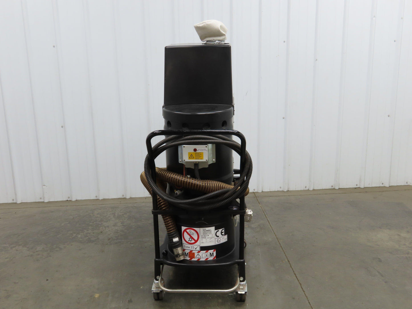 Ruwac DS 1402 LS M Industrial Mobile Vacuum 440 CBM/H 213mbar 3Ph 400V 4kw