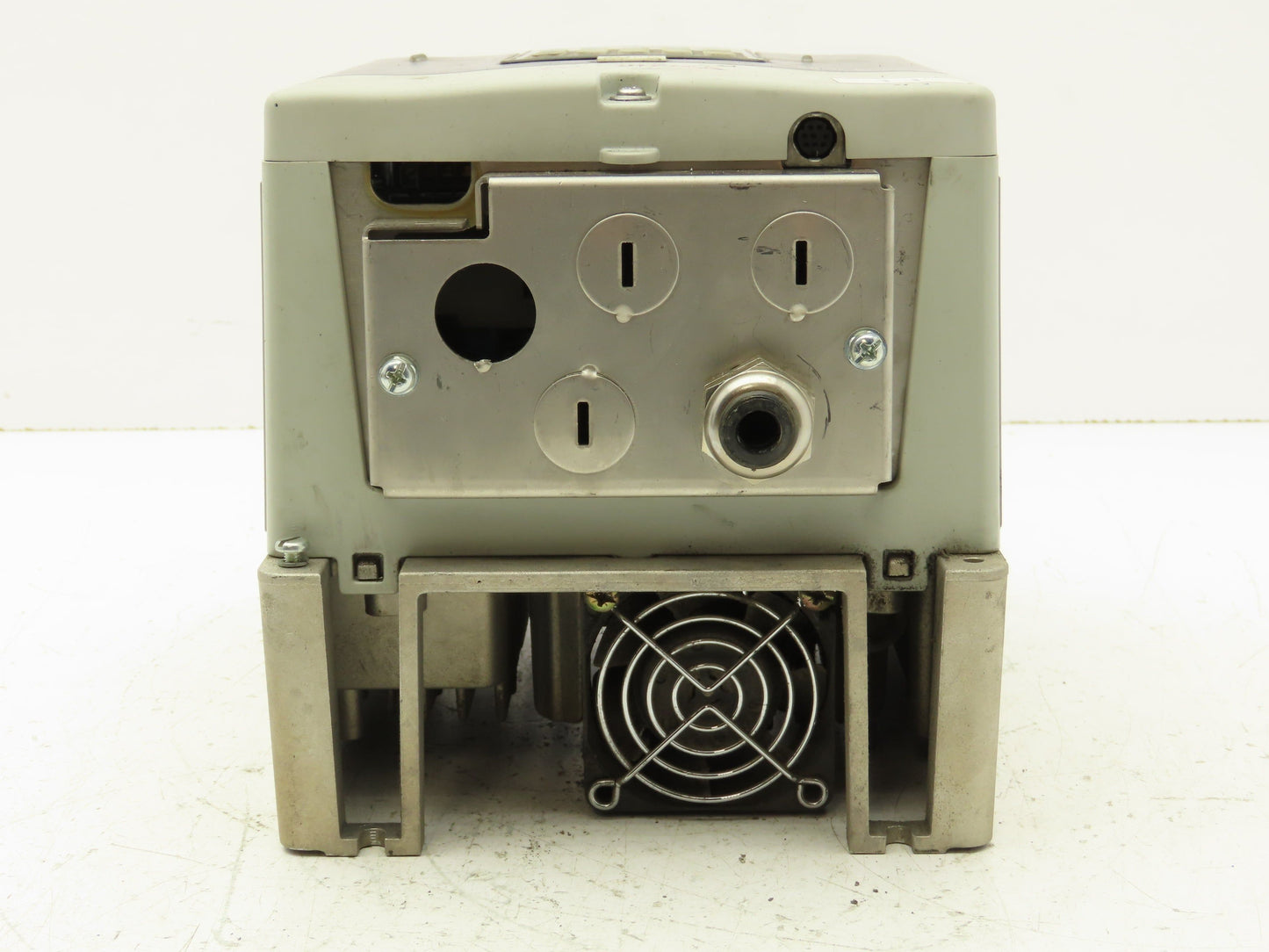 Allen Bradley 20AD3P4A0AYNANNN PowerFlex 70 Variable AC Drive VFD 2Hp 480V 3PH