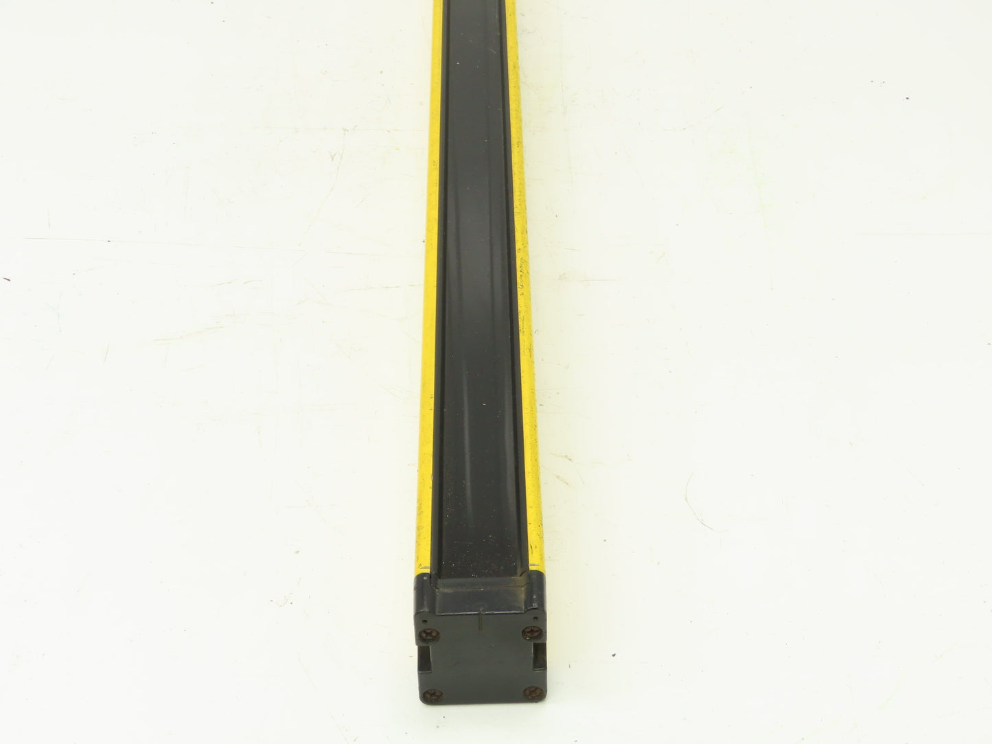 Sick 30-MGS MGSE90-12B Safety Light Curtain Receiver 900mm