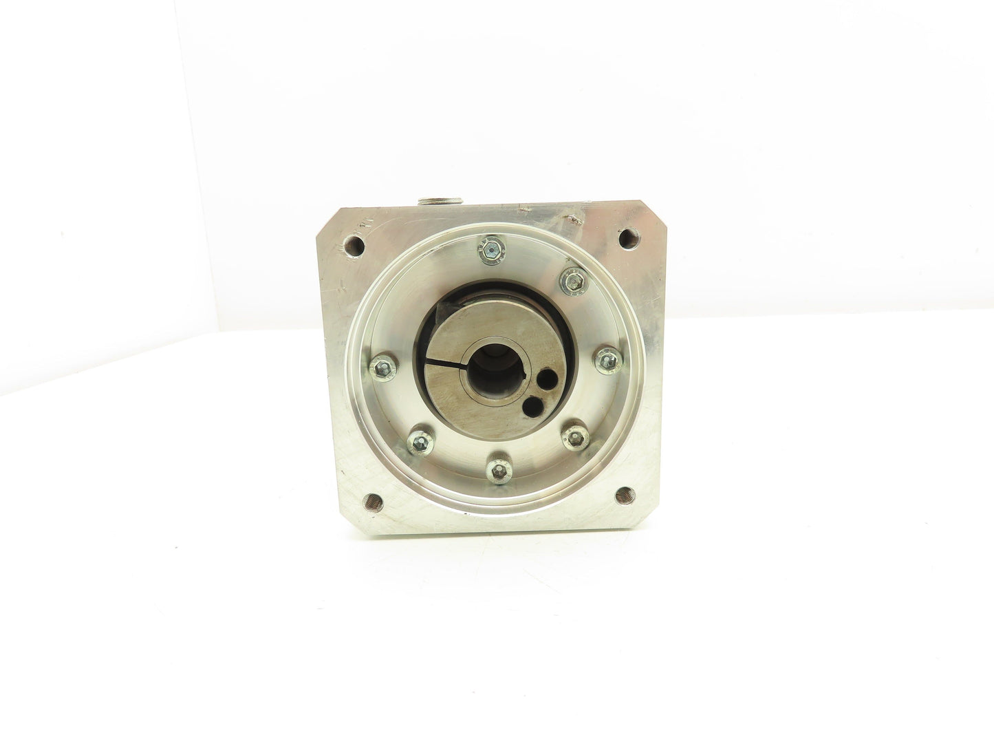 Nidec Shimpo VRL090005K519EB1600 ABLE Inline Gearbox 5:1 Planetary Gear Reducer