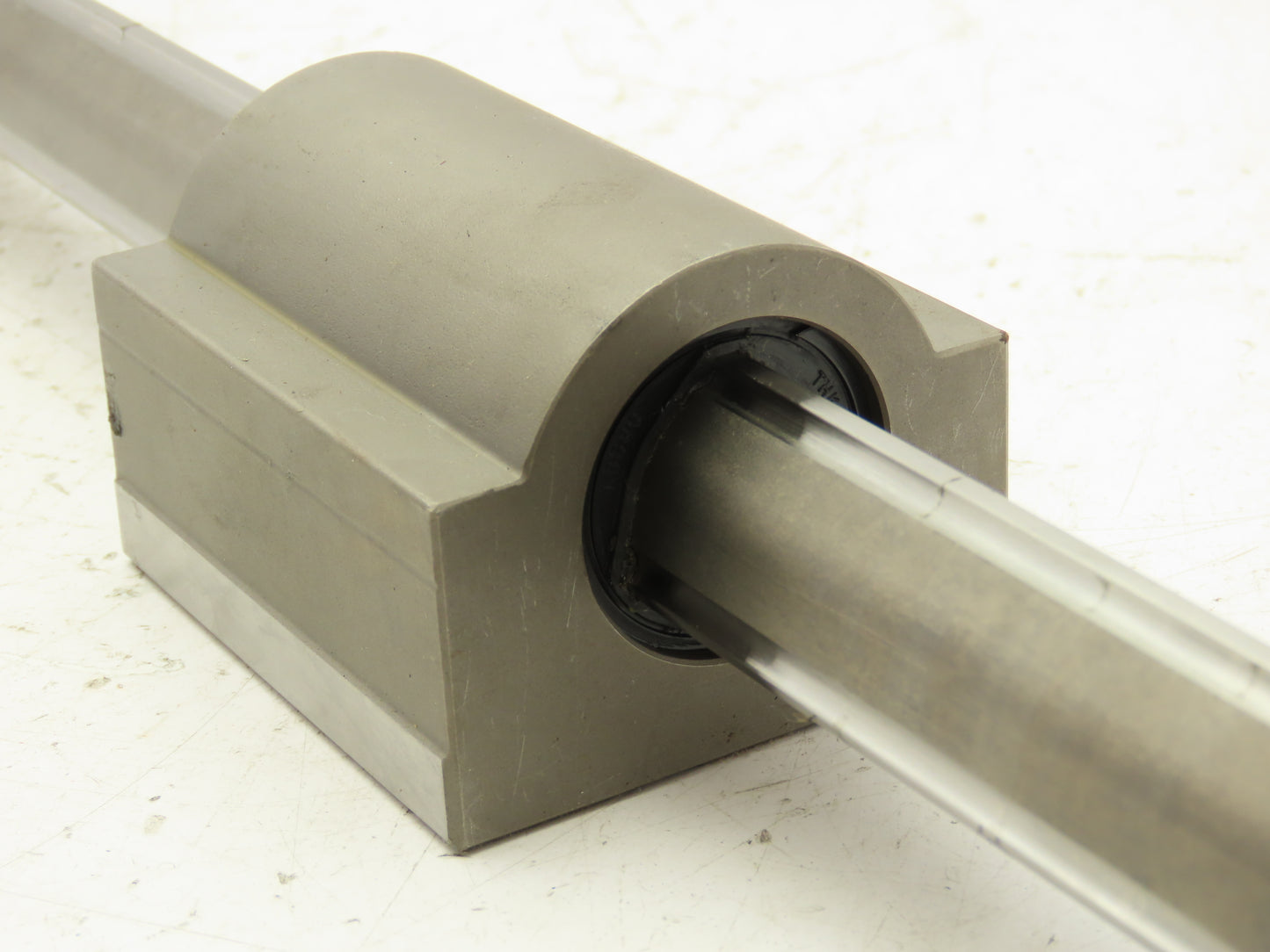 THK LBH30 Ball Spline Rigid Square Nut Bearings Non Rotating Shaft 27.5" Travel
