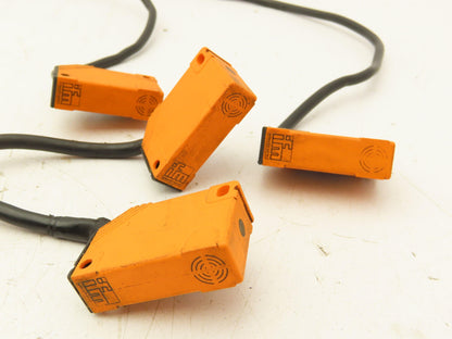 IFM Efector IN5121 IN-3002-BPKG Proximity Sensor  Lot of 4