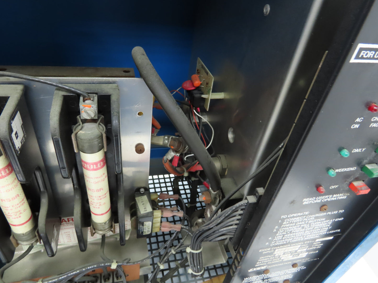 Exide ES1-6-450 Depth Battery Charger 208/240/480VAC Single Phase 12V 450AH