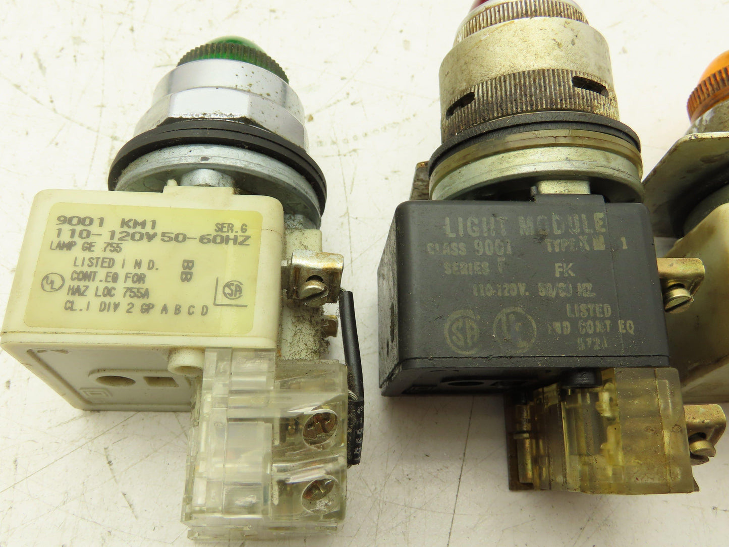 Square D 9001-KM1 Button Mixed Round Dome Illuminated Lot of 16