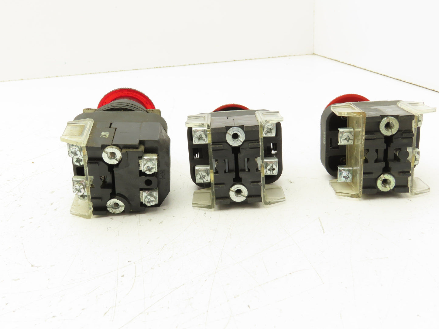 Allen Bradley Koino E-Stop Push Button Twist 30mm 120v