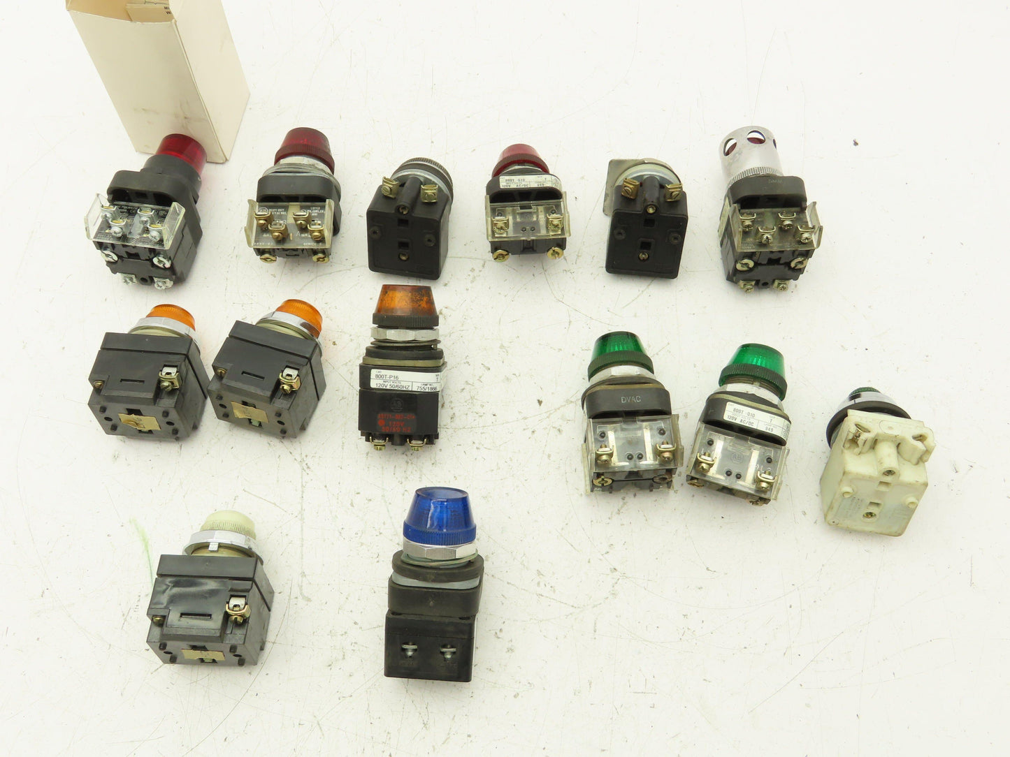 Allen Bradley Square D 800T Pilot Light 30mm Lot of 14