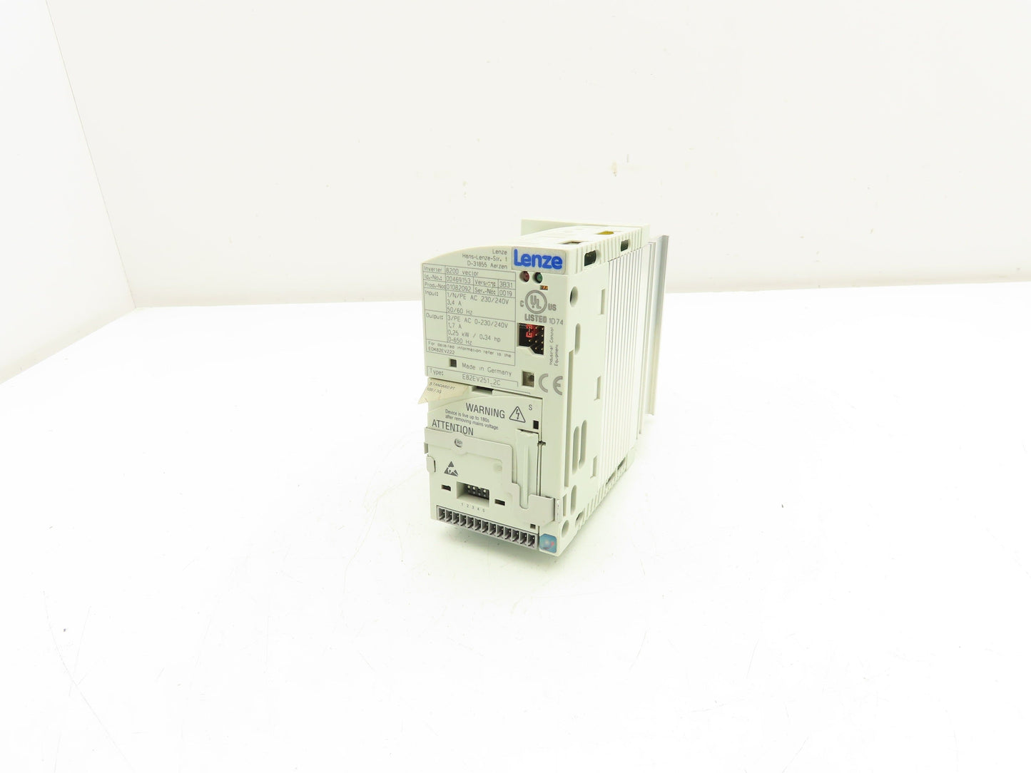 Lenze E82EV251_2C AC Drive Frequency Inverter VFD .25kW/.34Hp 230V 3PH