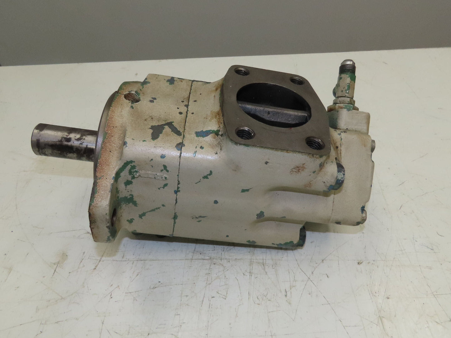 Vickers 3520V 38E 5 86AC 20 L 282 Hydraulic Double Vane Pump 38/5 GPM 3000 PSI