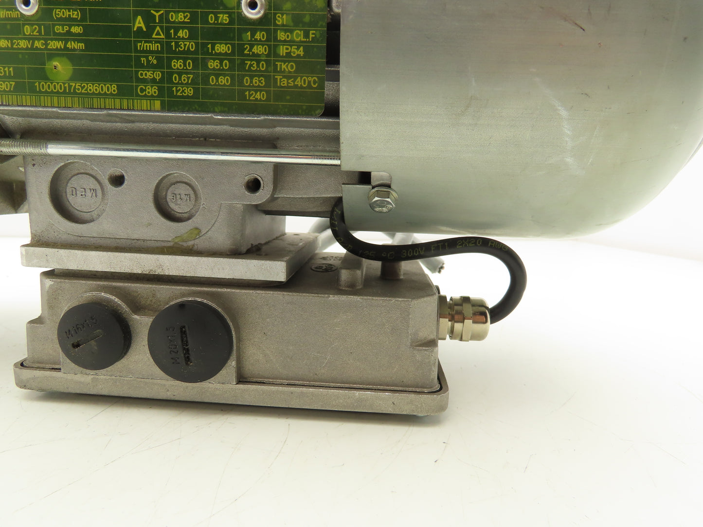 Lenze G50AH045MVBR2C Inline Gearmotor w/Brake 230/460V 3PH 14.8:1 Reducer 113rpm