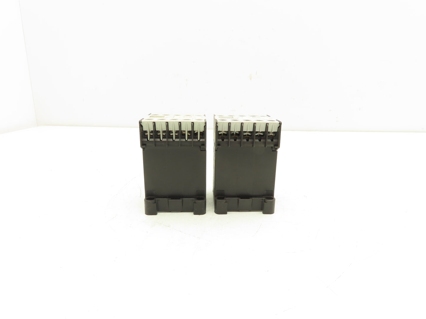 Siemens 3TF2801-0LB4 Contactor Sz 00 3-Pole 16A 1NC 600V 3PH 24VDC Coil Lot of 2