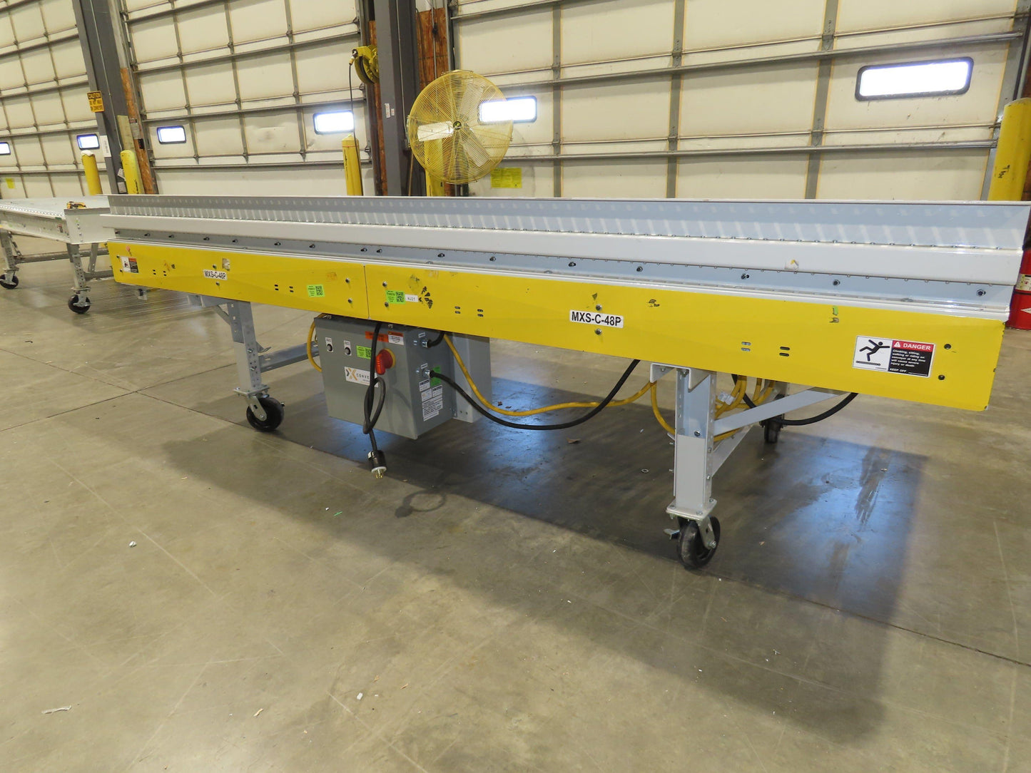 ConveyX 52"x 10' MDR Motorized Roller Conveyor 48"BF 115V Skew Bed Rollers