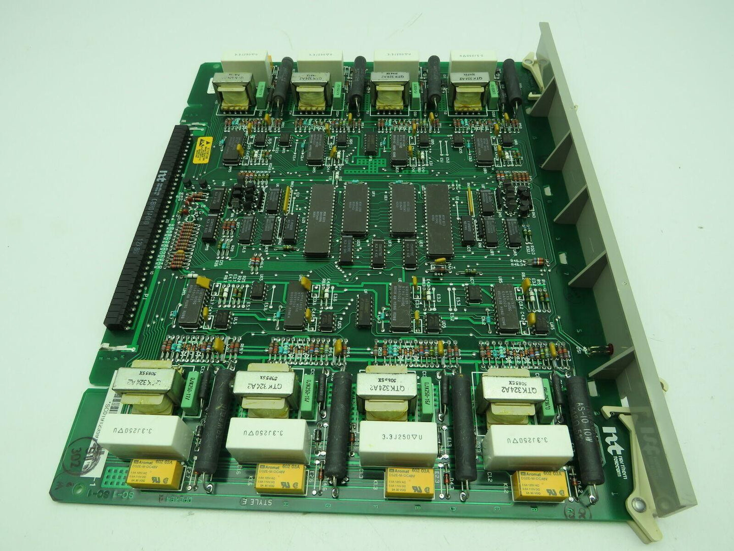 Northern Telecom  QPC494A Nortel / Meridian QPC494A SL1 500 Message waiting Line